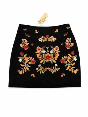 NWT Entro Embroidered Floral Mini Skirt Black Boho Cottagecore Medium